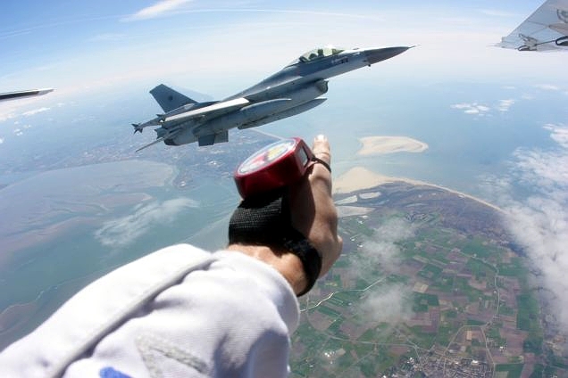 HAVADA F-16’LARLA ÇILGIN ŞOV !