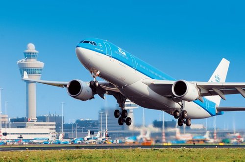 KLM UÇAĞI AHL’YE İNİŞTE PAS GEÇTİ (VİDEOLU)