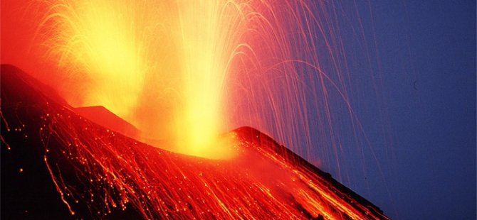 ETNA PATLADI HAVALİMANI KAPANDI!