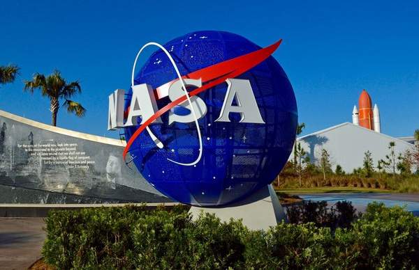 NASA, BOEING’İN TÜM UZAY ÇALIŞMALARINI DURDURDU!